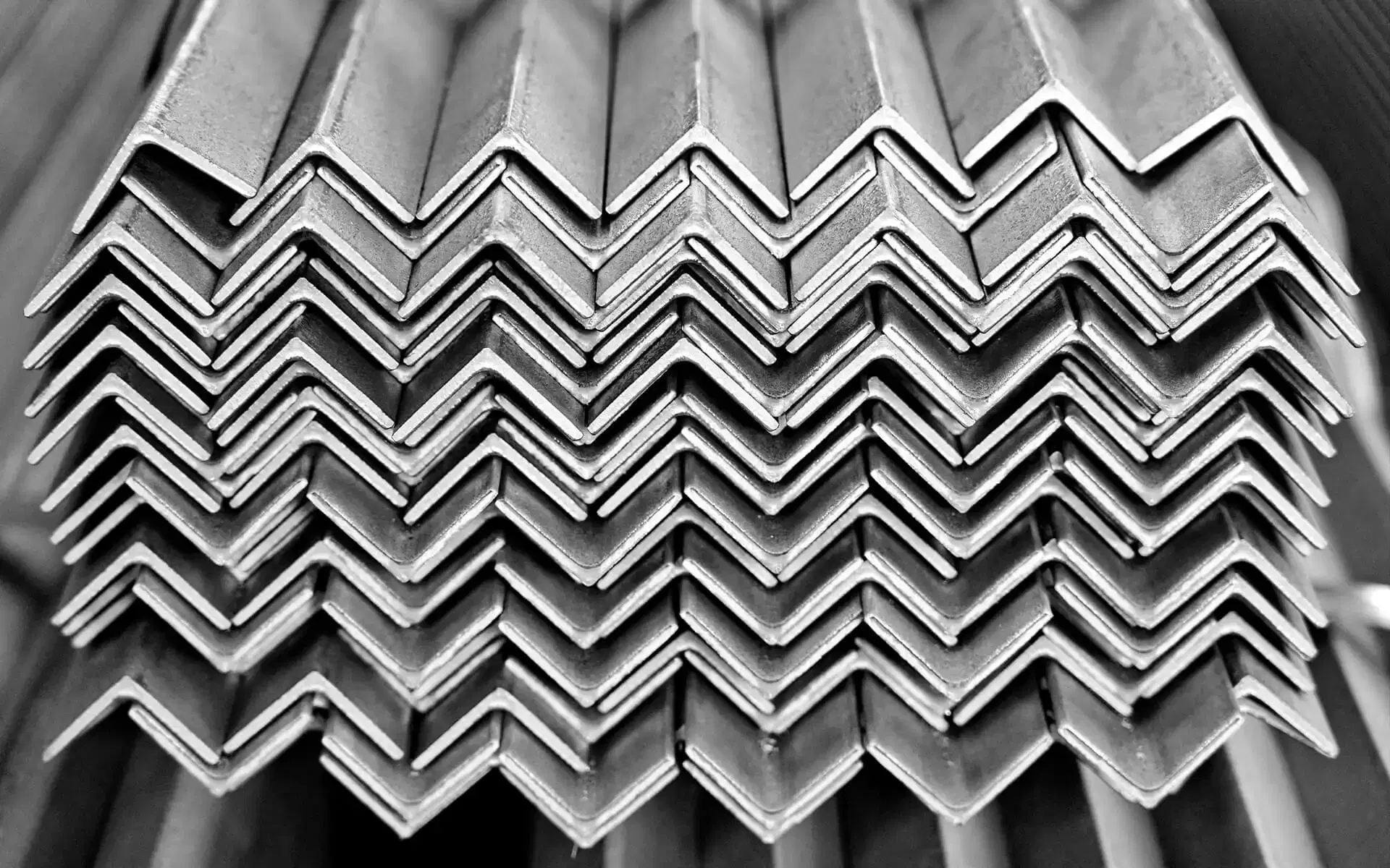 ALUMINIUM ANGLE