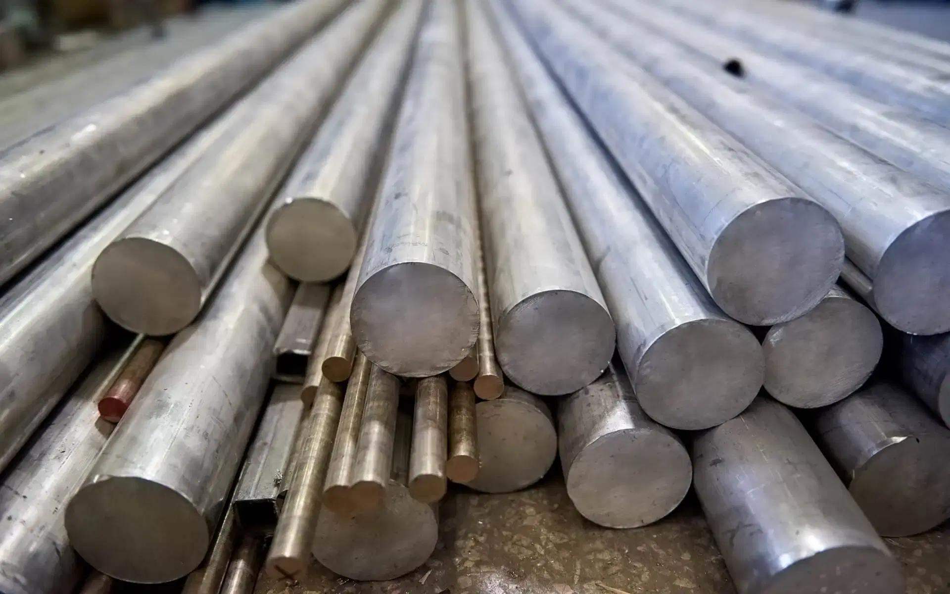 ROUND BAR